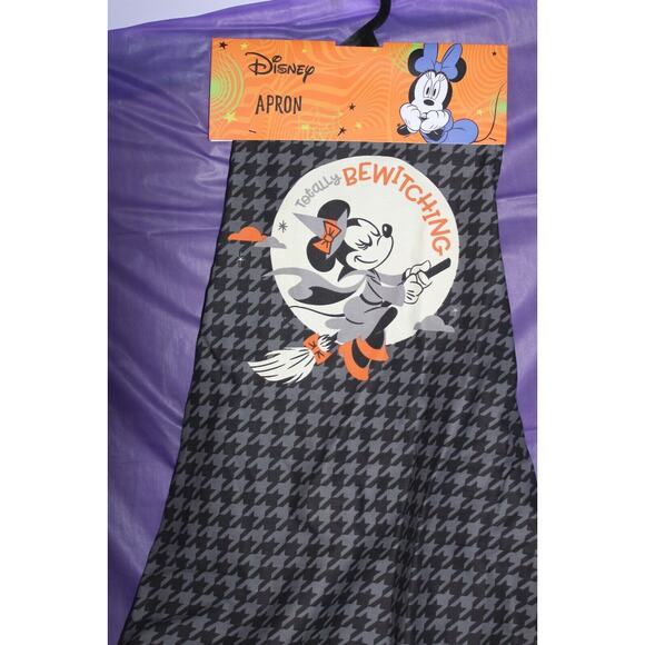 Disney Minnie Mouse Totally Bewitching Halloween Theme Apron - Picture 2 of 5